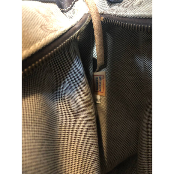 Dooney & Bourke VIntage Large East West Shoulder bag DL57C w/ coin purse - Picture 4 of 10